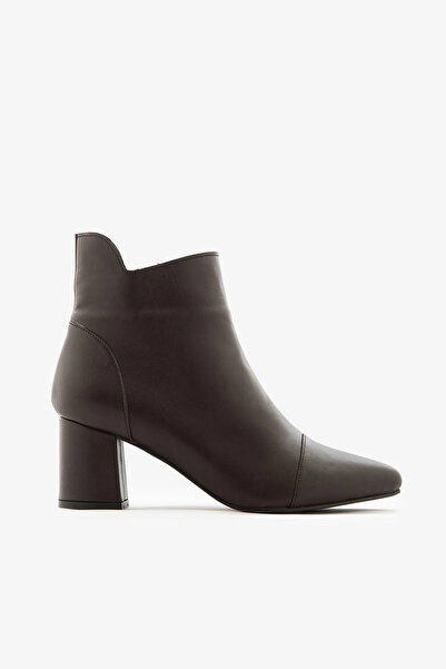 SAYL حذاء نسائي بكعب سميك من الجلد الطبيعي باللون البني