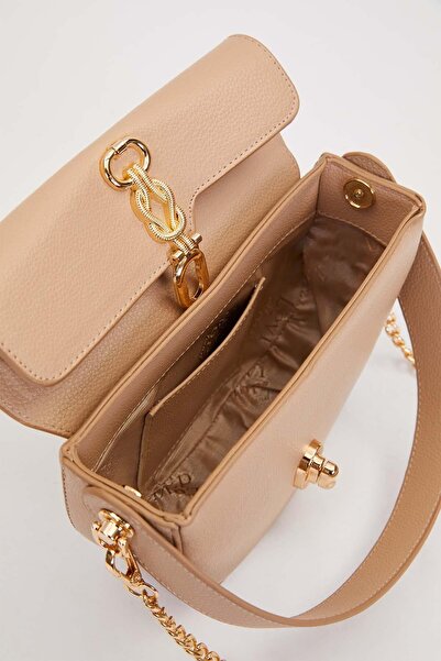 Levidor Mink Cover Buckle Handbag