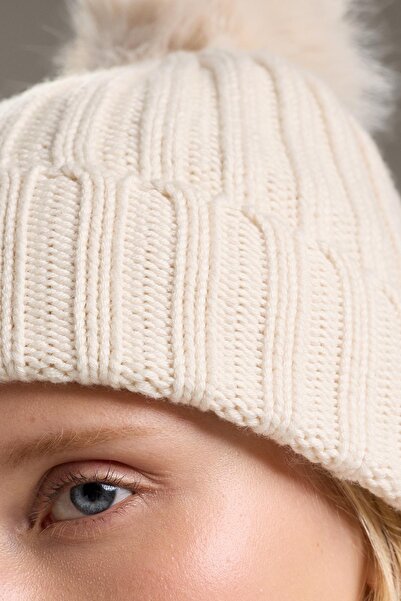 Oysho Ponponlu Örgü Bere