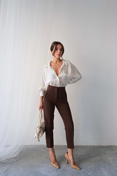 Hatun Atila بنطلون قماش بخصر عالٍ وقصة مستقيمة وتفاصيل مزدوجة الصدر 4613 - بني