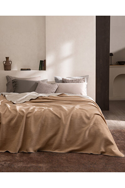 Madame Coco Caureo Çift Kişilik Jakarlı Pamuklu Battaniye - Bej/Ekru