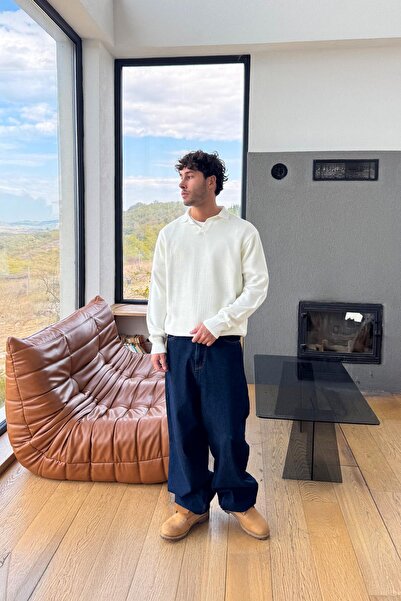 Flaw Wear V-Neck Knitwear Sweater