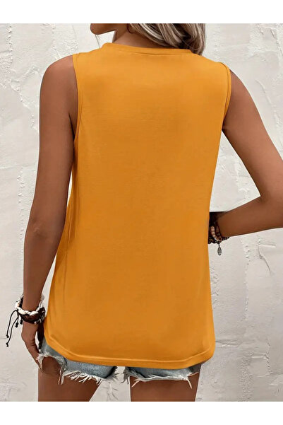 Wear Up Women's Sleeveless Crew Neck Front Stripe Detailed Viscose Blouse