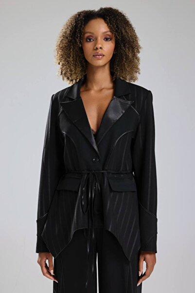 tw3 Γυναικείο μπλέιζερ με ριγέ σχέδιο με φύλλα και λεπτομέρεια από σατέν