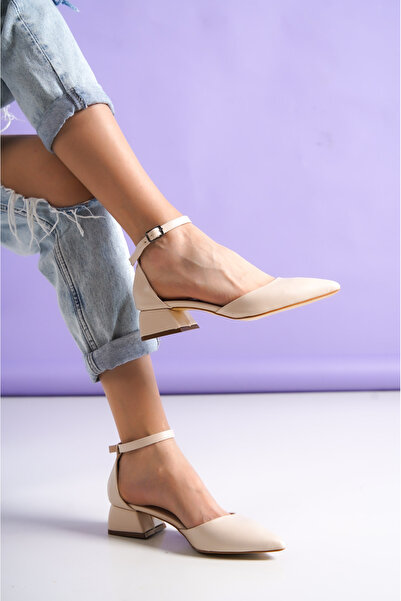 guijarro Udobne ženske cipele sa modernim blok petama i remenom oko gležnja