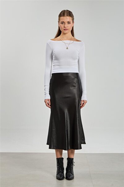 BARRELS AND OIL Women's Boat Neck Long Sleeve Bodysuit - White