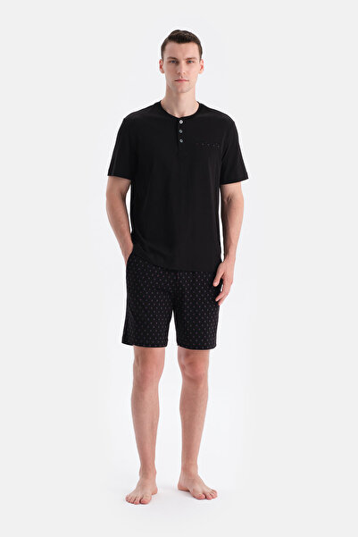 Eros Pat and Pocket Detail T-Shirt Shorts Set