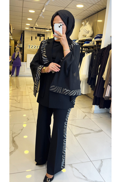 Vosse Moda İlgi Siyah Pelerin Detaylı Taş İşlemeli Takım