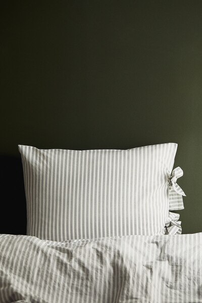 H&M Fiyonk Detaylı Tek Kişilik Nevresim Takımı