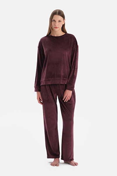 Eros Burgundy Long Sleeve Velvet T-Shirt Pants Pajama Set