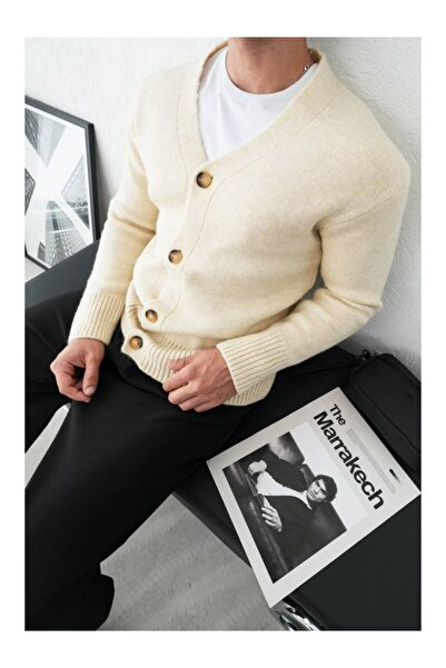 perasttesktil Men's Buttoned Knit Cardigan