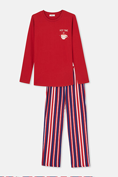 Eros Red Women's Long Sleeve Pajamas Tk.