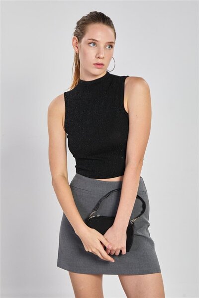 BARRELS AND OIL Women's Silvery Sleeveless Blouse - Black