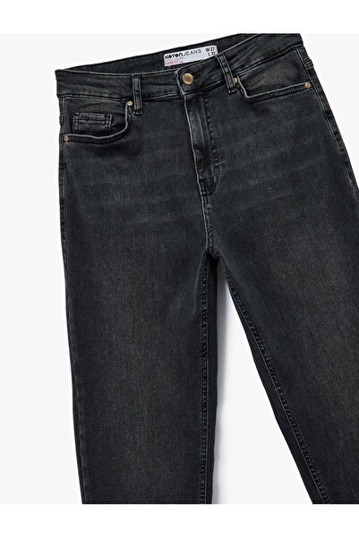 Koton Pantaloni Mom Jean din bumbac, slim fit, cu buzunare cu nasturi - Mom Slim Jean (AW 25)