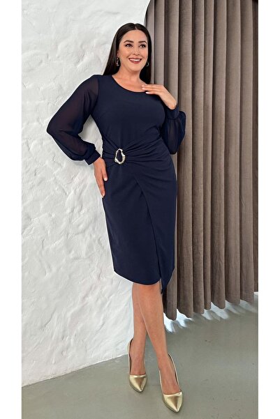 Butik Nilyam Women's Plus Size Crew Neck Chiffon Sleeve Brooch Detail Asymmetrical Cut Midi Stretchy Evening Dress 25043