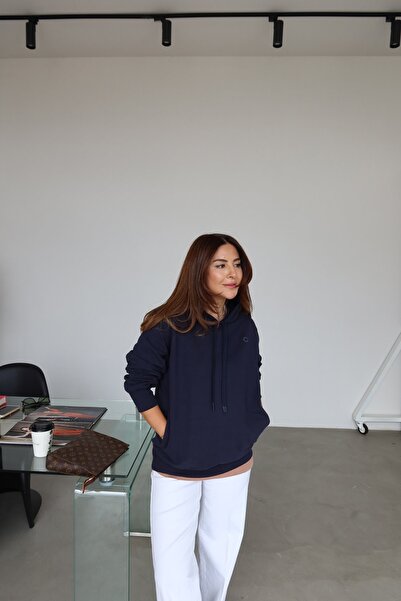 Özge Özgenç με κουκούλα oversized Βασικό Φούτερ