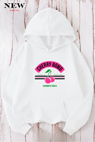 New Shine سويت شيرت مطبوع عليه Cherry Bomb