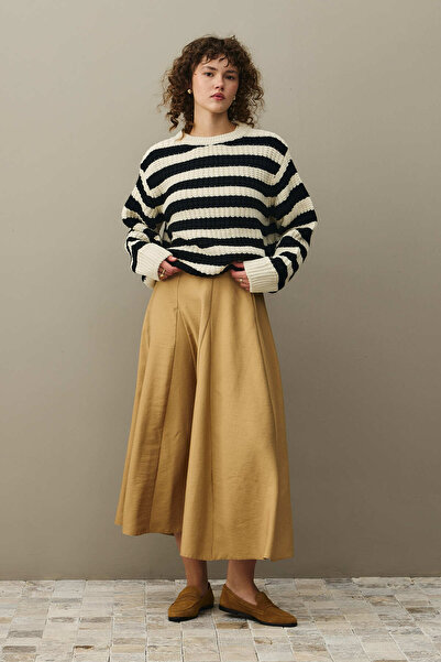 Fahhar Striped Thick Knit Sweater Black