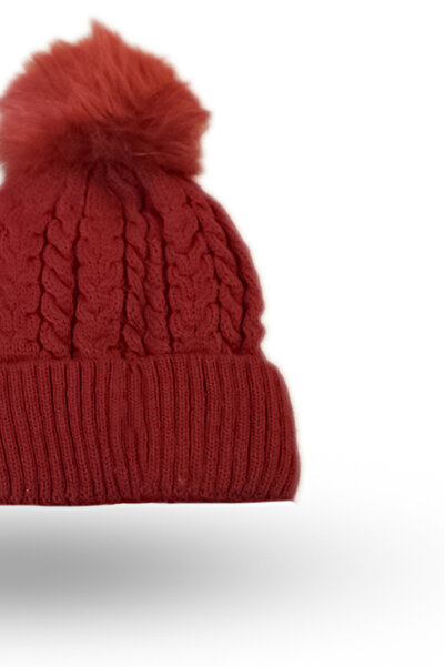 BASIC Women's tassel hat