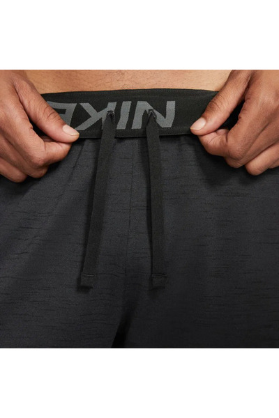 Nike Yoga Dri-Fit Men's Short Siyah Erkek Şort