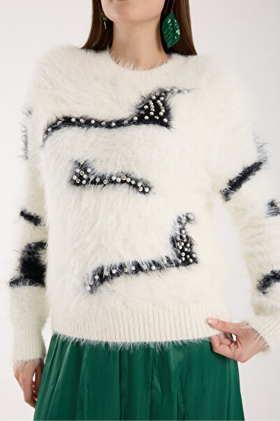 Clothes Fast Women's White Beard Yarn Pearl Detailed Crew Neck Knitwear Sweater
