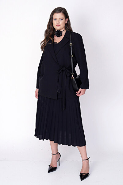 Büyük Moda Belted Blazer Jacket