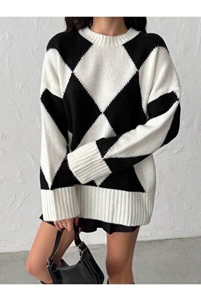 BEJNA Women's Black Geometric Pattern Oversize Sweater
