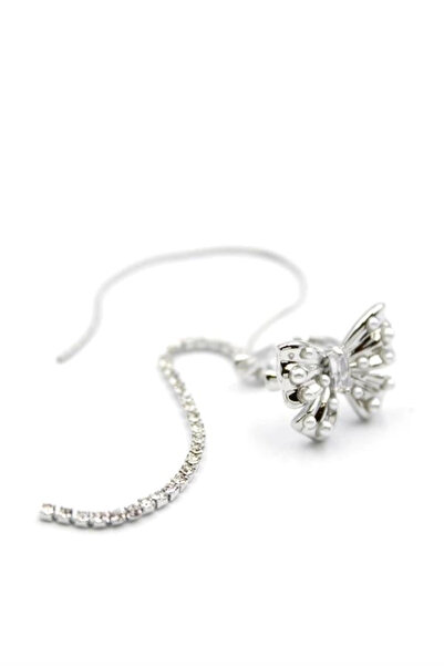 Royaleks أقراط ليتاتريند على شكل فراشة - فضية