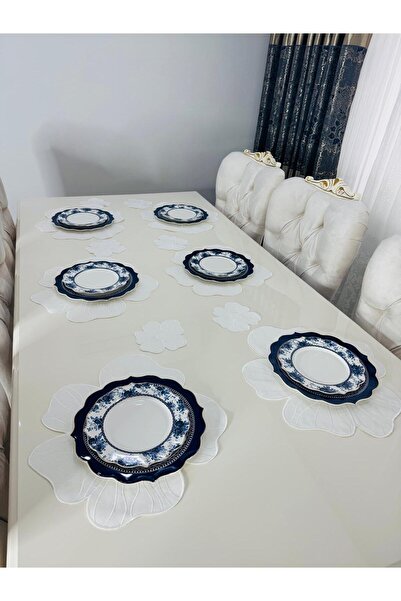 İNCİ ÇEYİZ 12 Pieces First Quality Linen Bloom Flower Pattern Embroidered American Serviette and Presentation Napkin.