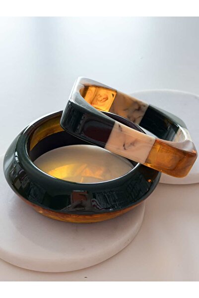 CHARMLUCKY Bone 2-Piece Bracelet