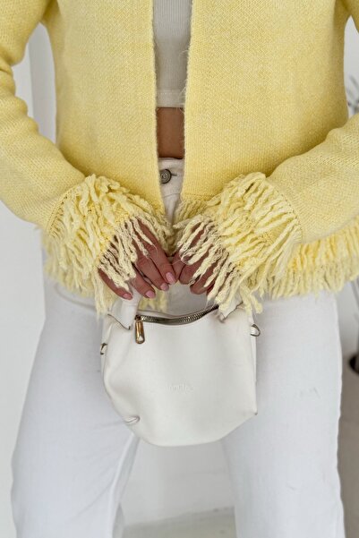 FEMELLE Kadın Sarı Triko Hırka Püskül Detaylı Boyundan Tek Düğmeli Standart Beden