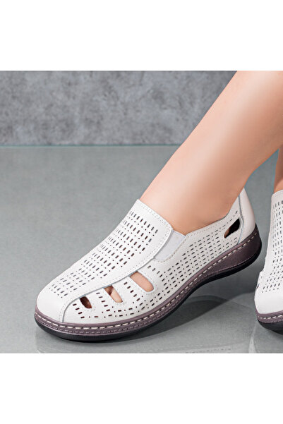 BMoD Pantofi casual perforați din piele albă pentru femei MOD04475