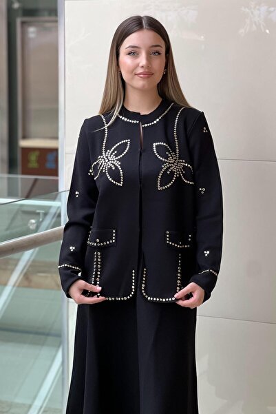 Ghisa Staple Detailed Knitwear Cardigan Skirt Set