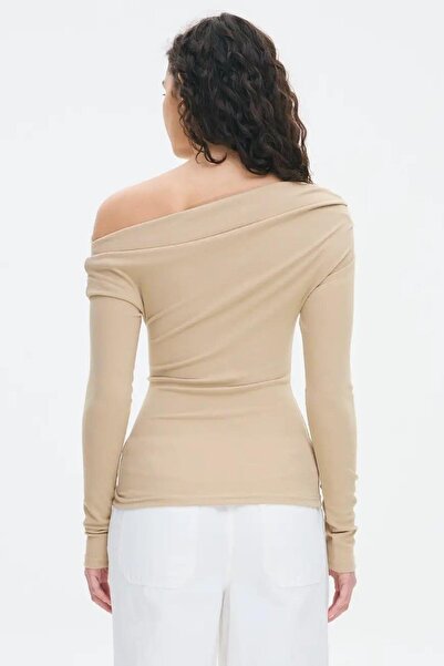 Madmext Bej Kadın Off Shoulder Uzun Kollu Bluz MG2567