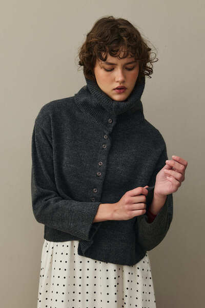 Fahhar Wide Collar Mohair Cardigan Anthracite