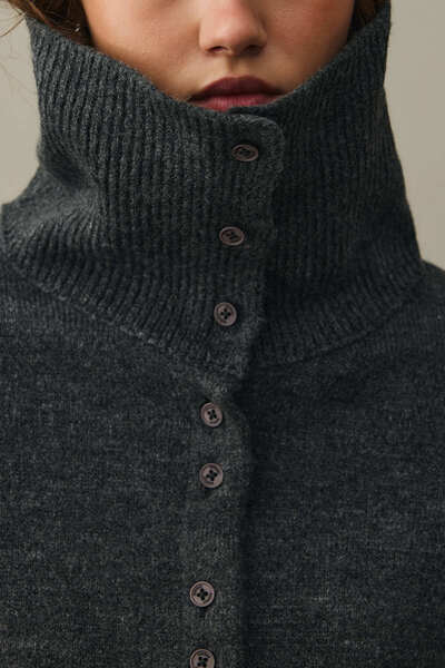 Fahhar Wide Collar Mohair Cardigan Anthracite