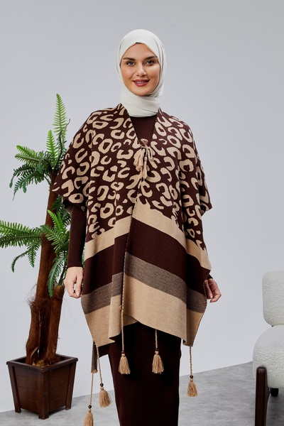 CNR TEKSTİL Leopard Printed Tricot Poncho with Tassel Accessories