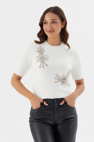 Shopping Shop Bluză din tricot cu mânecă scurtă brodată EKRU