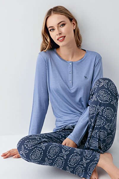 Arnetta طقم بيجامة موسمي للسيدات بياقة وأزرار باللون النيلي الداكن، 50% مودال، 50% قطن
