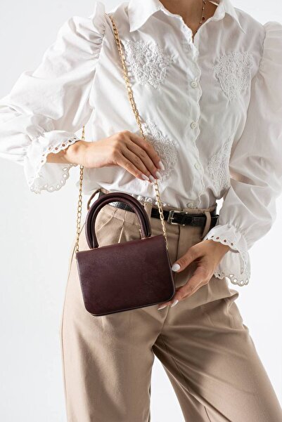 SHIKIRTI Küçük Boy Gold Zincir Detaylı Sade Kadın El ve Omuz Çantası