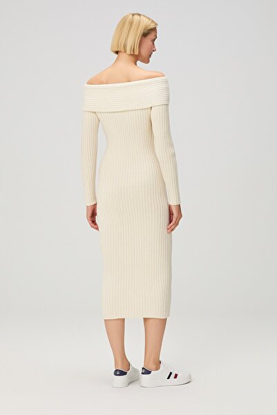 HAKKE Madonna Collar Long Knitwear Dress
