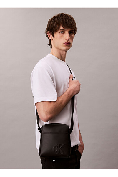 Calvin Klein Siyah Erkek Postacı Çantası BOLD CK REPORTER
