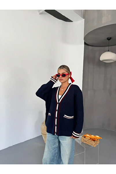 By ÖTE Κολεγιακή ζακέτα υψηλής ποιότητας