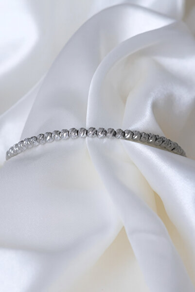 Gunessa Thin Dorika Bracelet Silver Color 17 cm