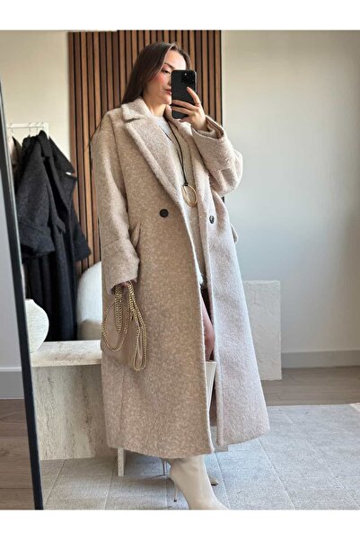 Genel Markalar BUKLET DOKULU DUBLE KOL DETAYLI EKRU UZUN KABAN