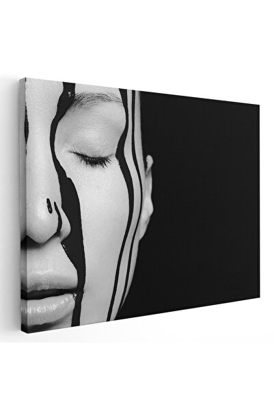 Tablou Canvas portret femeie cu vopsea curgand alb negru, cod 1147