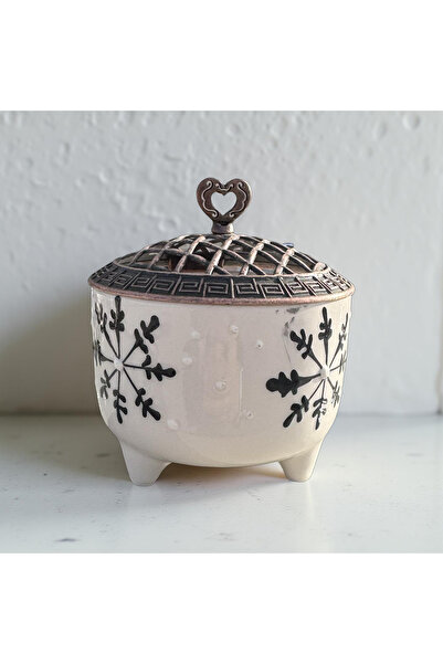 İlbay Çini Takı Siyah Kar Tanesi Desenli Metal Kapaklı Ayşen Seramik Şekerlik