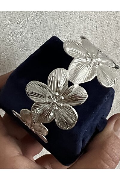 tones official Modern Flexible Flower Bracelet-Bangle