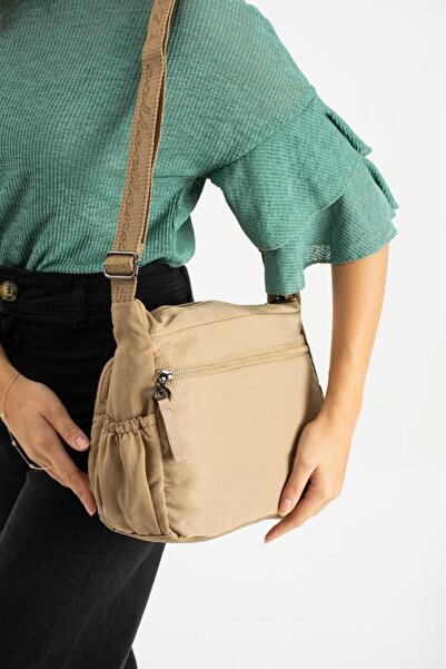 Baginn Women's Messenger Bag 26*21 cm Lightweight Polyamide Water Repellent Soft Fabric Crossbody Shoulder Bag