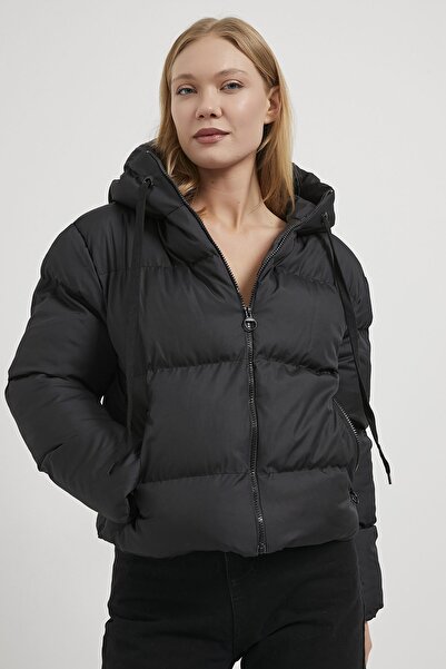 Arma Life Women's Hooded Zippered Puffer Black Loose Coat